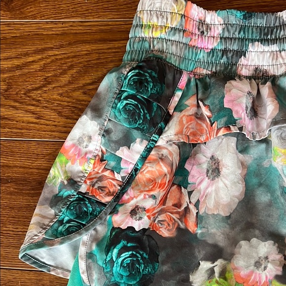 MPG Womens Double Layered Floral Gray Drawstring Athletic Shorts Size S - Picture 4 of 5